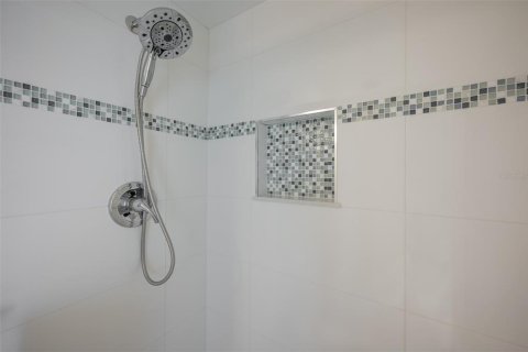Condominio en venta en Sarasota, Florida, 2 dormitorios, 86.31 m2 № 1690509 - foto 19