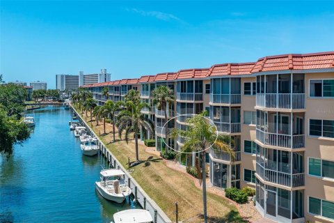 Condominio en venta en Sarasota, Florida, 2 dormitorios, 86.31 m2 № 1690509 - foto 3