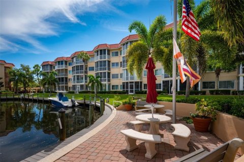 Condominio en venta en Sarasota, Florida, 2 dormitorios, 86.31 m2 № 1690509 - foto 28