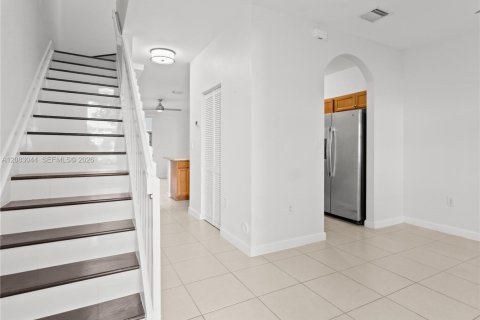 Townhouse in Homestead, Florida 2 bedrooms, 119.84 sq.m. № 2346442 - photo 6