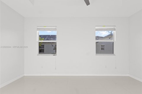 Townhouse in Homestead, Florida 2 bedrooms, 119.84 sq.m. № 2346442 - photo 29