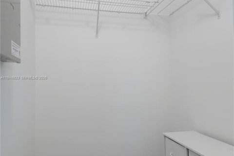 Touwnhouse à vendre à Doral, Floride: 2 chambres, 85.75 m2 № 2002849 - photo 17