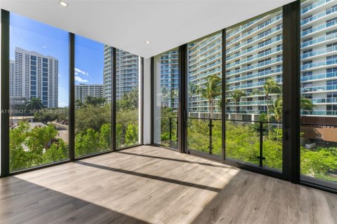 Condominio en venta en Miami Beach, Florida, 3 dormitorios, 207.08 m2 № 1983703 - foto 25