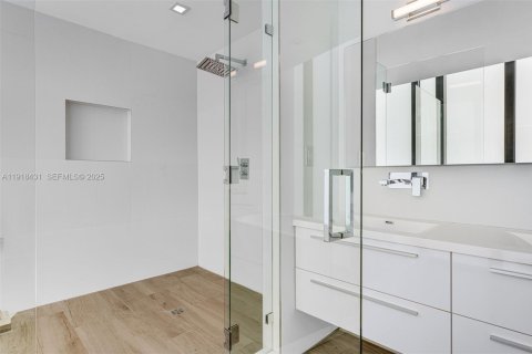 Condominio en venta en Miami Beach, Florida, 3 dormitorios, 207.08 m2 № 1983703 - foto 21