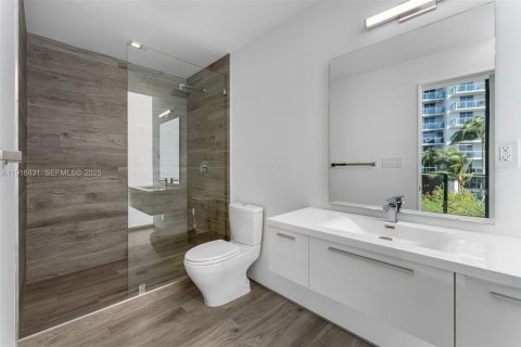 Condominio en venta en Miami Beach, Florida, 3 dormitorios, 207.08 m2 № 1983703 - foto 26