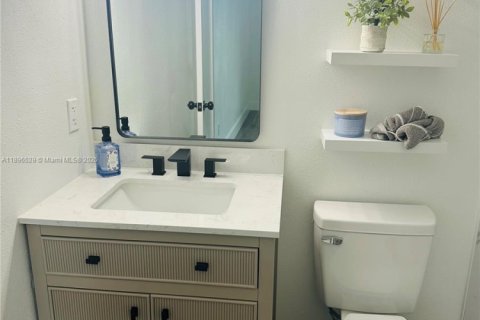 Снять в аренду виллу или дом в Окала, Флорида 3 спальни, 116.5м2, № 1948457 - фото 6