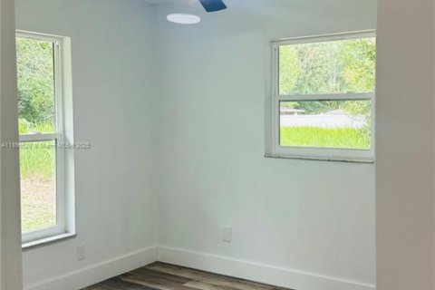 Снять в аренду виллу или дом в Окала, Флорида 3 спальни, 116.5м2, № 1948457 - фото 8