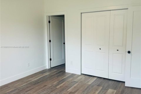 Снять в аренду виллу или дом в Окала, Флорида 3 спальни, 116.5м2, № 1948457 - фото 5