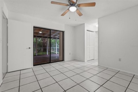 Commercial property in Sarasota, Florida 6 bedrooms, 213.86 sq.m. № 2394239 - photo 21