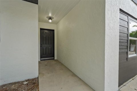 Commercial property in Sarasota, Florida 6 bedrooms, 213.86 sq.m. № 2394239 - photo 29