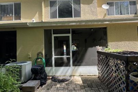 Touwnhouse à louer à Tampa, Floride: 2 chambres, 107.02 m2 № 2095365 - photo 10