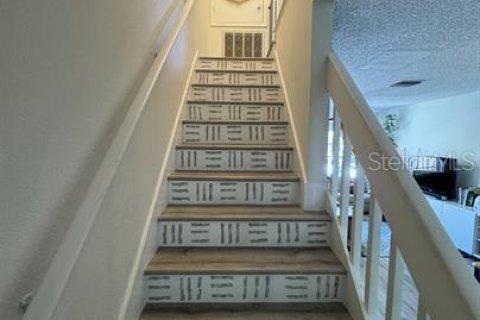 Touwnhouse à louer à Tampa, Floride: 2 chambres, 107.02 m2 № 2095365 - photo 11