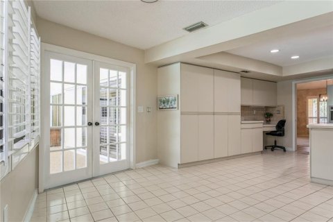 Купить виллу или дом в Палм-Харбор, Флорида 13 комнат, 250.46м2, № 1800107 - фото 12