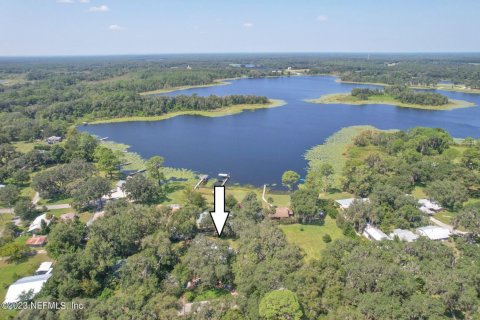 Casa en venta en Crescent City, Florida, 3 dormitorios, 161.56 m2 № 772397 - foto 1