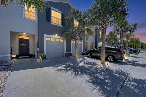 Adosado en venta en Brandon, Florida, 3 dormitorios, 158.58 m2 № 2123420 - foto 6