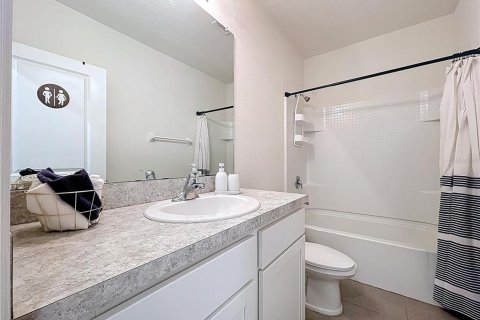 Adosado en venta en Brandon, Florida, 3 dormitorios, 158.58 m2 № 2123420 - foto 25