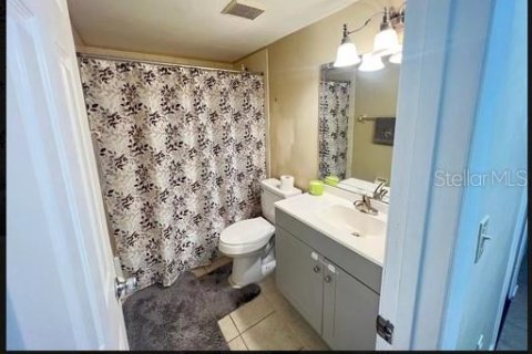Casa en alquiler en Gainesville, Florida, 2 dormitorios, 122.72 m2 № 1772142 - foto 3