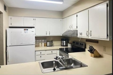 Casa en alquiler en Gainesville, Florida, 2 dormitorios, 122.72 m2 № 1772142 - foto 4