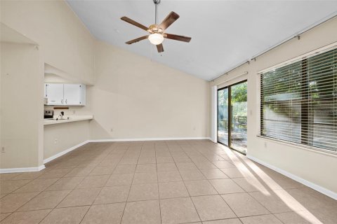 Casa en alquiler en Gainesville, Florida, 2 dormitorios, 122.72 m2 № 1772142 - foto 10