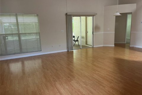 Casa en alquiler en Eustis, Florida, 4 dormitorios, 172.61 m2 № 1858332 - foto 8