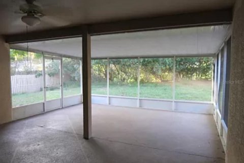 Casa en alquiler en Eustis, Florida, 4 dormitorios, 172.61 m2 № 1858332 - foto 6