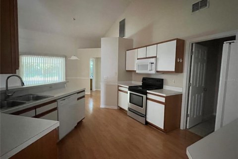 Casa en alquiler en Eustis, Florida, 4 dormitorios, 172.61 m2 № 1858332 - foto 21
