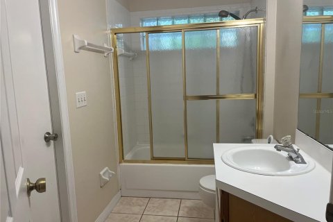 Casa en alquiler en Eustis, Florida, 4 dormitorios, 172.61 m2 № 1858332 - foto 10