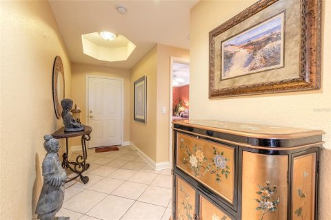 Condo in New Smyrna Beach, Florida, 2 bedrooms № 2237954 - photo 25
