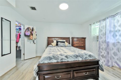 Casa en venta en Miami, Florida, 3 dormitorios, 118.26 m2 № 1704457 - foto 15