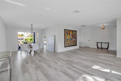 Villa ou maison à vendre à Sarasota, Floride: 3 chambres, 185.34 m2 № 2232791 - photo 6