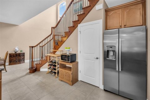 Townhouse in Palm Harbor, Florida 3 bedrooms, 223.8 sq.m. № 2220153 - photo 10