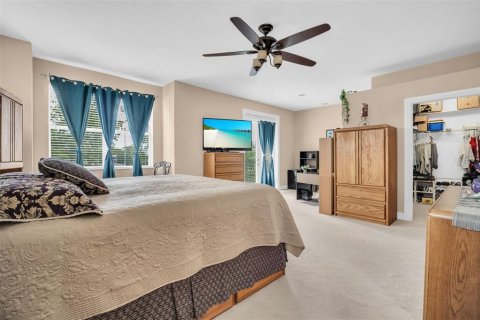 Townhouse in Palm Harbor, Florida 3 bedrooms, 223.8 sq.m. № 2220153 - photo 25