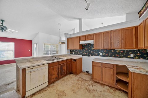 Villa ou maison à vendre à Eustis, Floride: 3 chambres, 169.73 m2 № 2140570 - photo 23