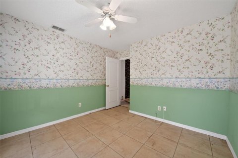 Villa ou maison à vendre à Eustis, Floride: 3 chambres, 169.73 m2 № 2140570 - photo 15