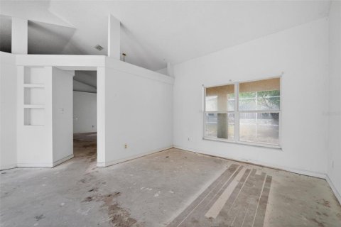 Villa ou maison à vendre à Eustis, Floride: 3 chambres, 169.73 m2 № 2140570 - photo 16