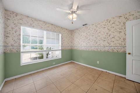 Villa ou maison à vendre à Eustis, Floride: 3 chambres, 169.73 m2 № 2140570 - photo 19