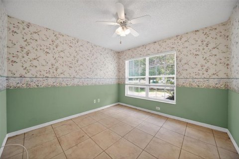 Villa ou maison à vendre à Eustis, Floride: 3 chambres, 169.73 m2 № 2140570 - photo 17