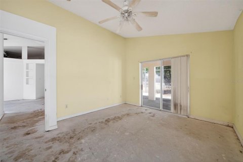 Villa ou maison à vendre à Eustis, Floride: 3 chambres, 169.73 m2 № 2140570 - photo 13