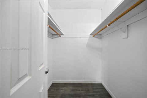 Снять в аренду кондоминиум в Санни-Айлс-Бич, Флорида 2 спальни, 139.82м2, № 2005098 - фото 19