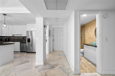 Снять в аренду кондоминиум в Санни-Айлс-Бич, Флорида 2 спальни, 139.82м2, № 2005098 - фото 10