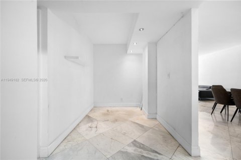 Снять в аренду кондоминиум в Санни-Айлс-Бич, Флорида 2 спальни, 139.82м2, № 2005098 - фото 21