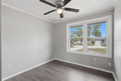 Casa en venta en Daytona Beach, Florida, 4 dormitorios, 139.35 m2 № 2155700 - foto 19