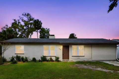 Casa en Daytona Beach, Florida 4 dormitorios, 139.35 m2 № 2155700