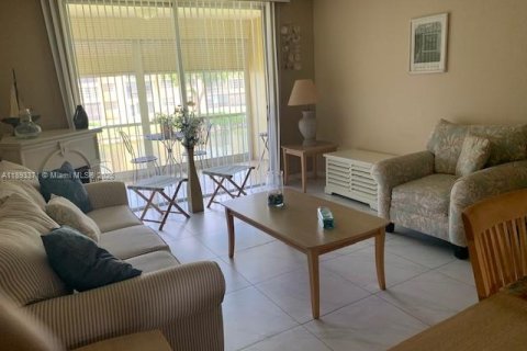 Copropriété à louer à Tamarac, Floride: 1 chambre, 61.32 m2 № 1945287 - photo 3