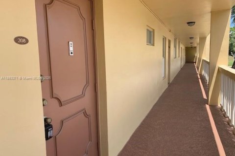 Copropriété à louer à Tamarac, Floride: 1 chambre, 61.32 m2 № 1945287 - photo 15