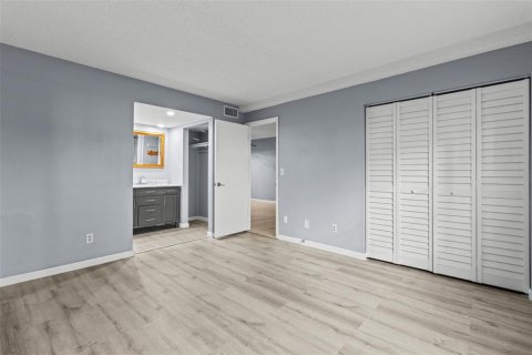 Condominio en venta en Clearwater, Florida, 2 dormitorios, 87.33 m2 № 1534774 - foto 20