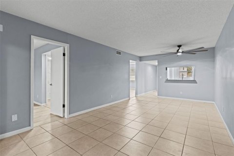 Condominio en venta en Clearwater, Florida, 2 dormitorios, 87.33 m2 № 1534774 - foto 10