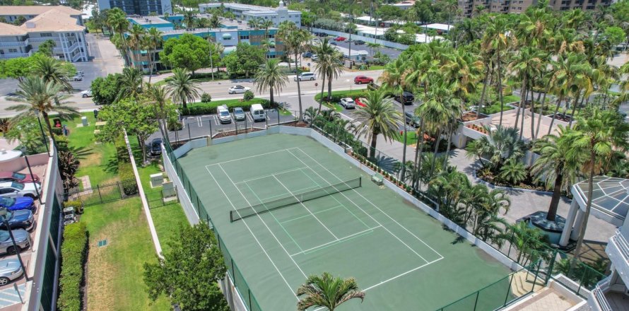 Condominio en Lauderdale-by-the-Sea, Florida, 4 dormitorios  № 1210527