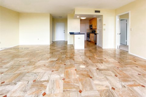 Condo in Bay Harbor Islands, Florida, 1 bedroom  № 2055791 - photo 3