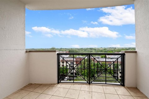 Condominio en venta en Miami, Florida, 2 dormitorios, 106.09 m2 № 1948559 - foto 24